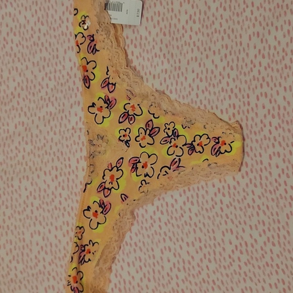 Set Of Two NWT aerie Thongs - Picture 2 of 5